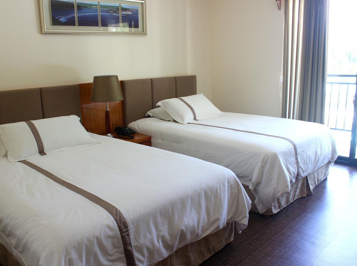 Saipan Beach Hotel Buitenkant foto