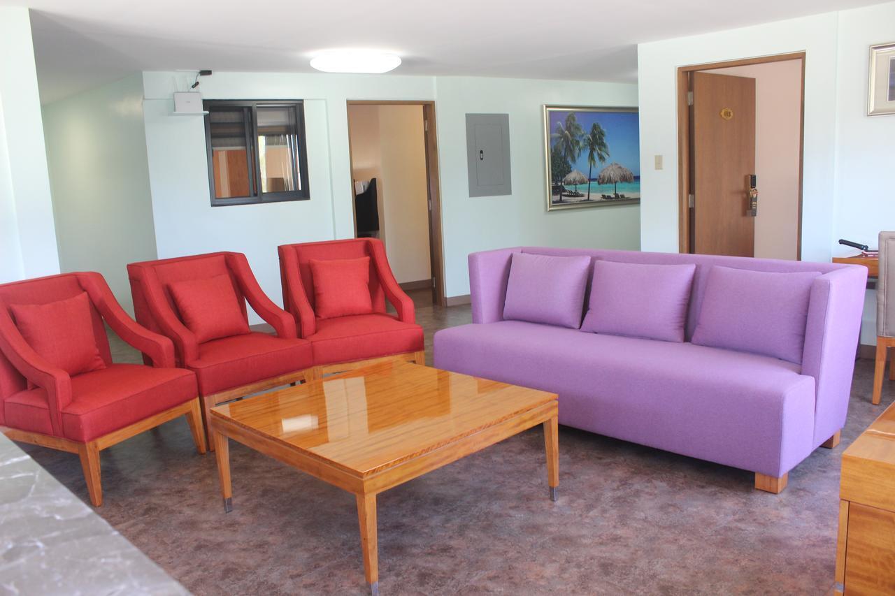 Saipan Beach Hotel Buitenkant foto